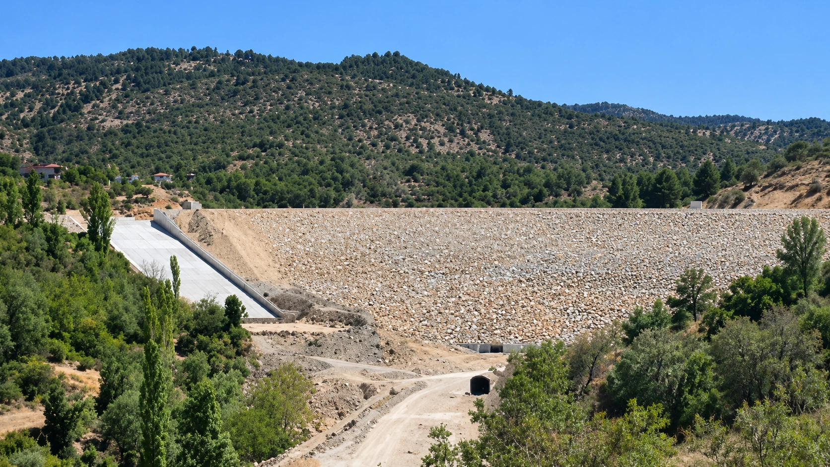 Karaman Ermenek Kazancı Göleti — enhanced view based on the reference photograph